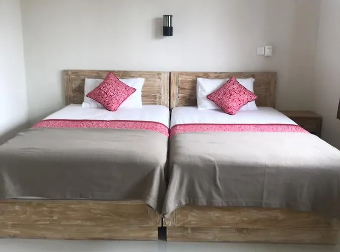 Pondok Ekasari Bed & Breakfast *